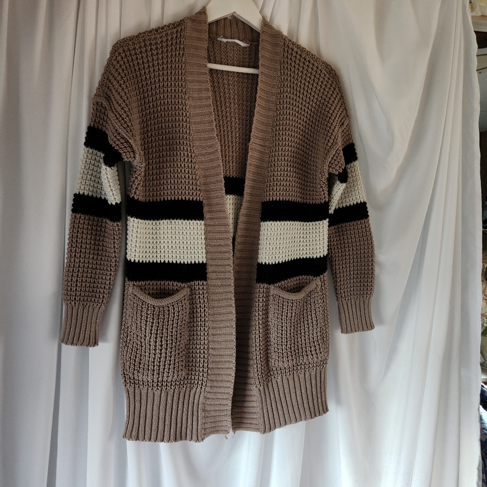 Ladies Sweater Sz M - Picture 2 of 14